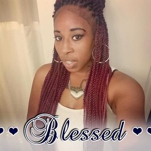 Meet your Posher, April